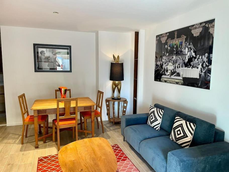 Superbe Appartement Pres De La Plage Et Du Centre Ville Saint-Tropez Exteriör bild